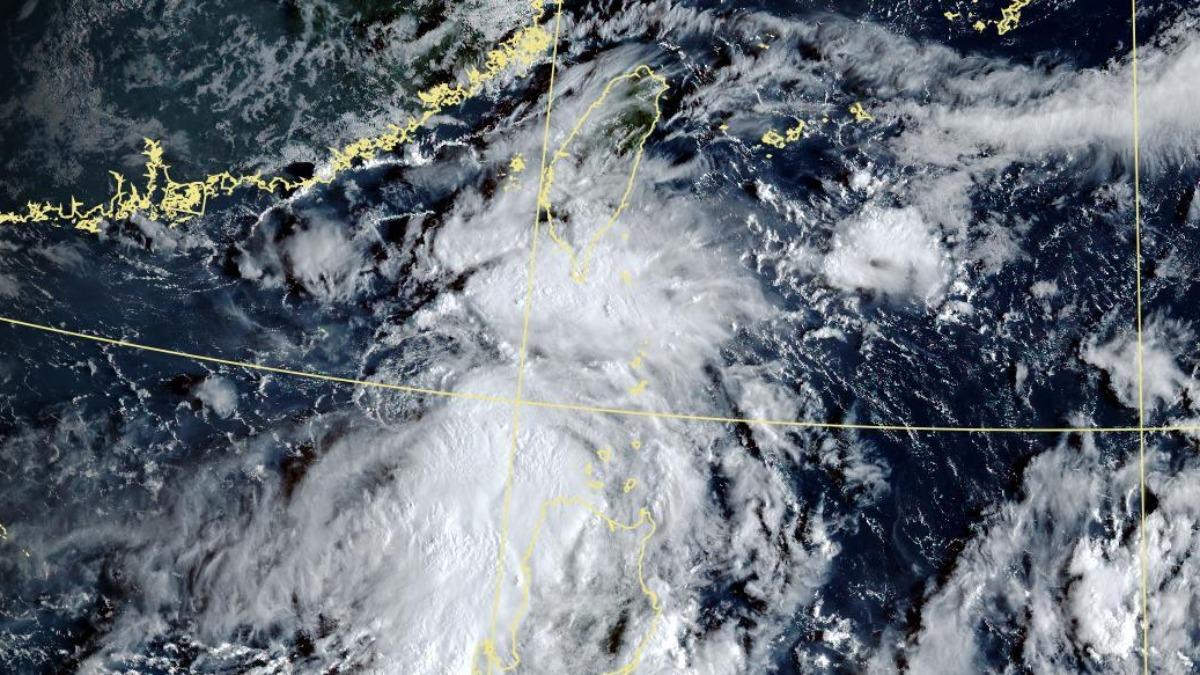 雙颱今將生成!(圖/中央氣象署) 颱風-雙颱-米塔颱風-颱風米塔-颱風樺加沙-颱風動態-颱風路徑-颱風假-颱風台灣